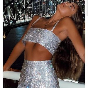 Never worn White Fox Breathtaking Silver Crop Top - XS/S